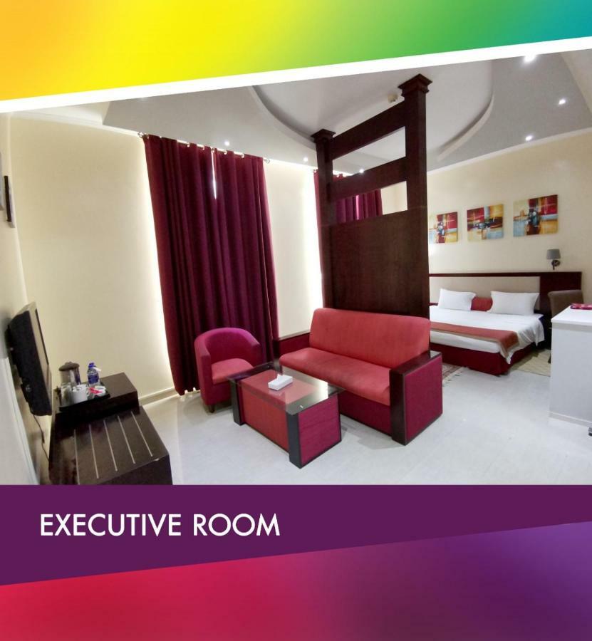Rainbow Hotel Dubai Exterior foto